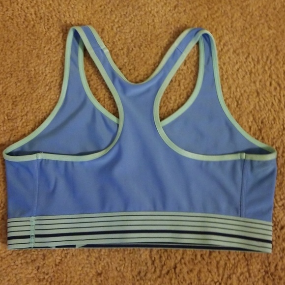 Under Armour Mid Impact Bra - Picture 2 of 4